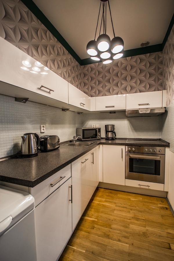 Stylish Apartments Close To Eden Garden Прага Экстерьер фото