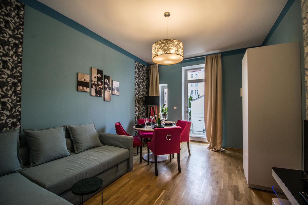 Stylish Apartments Close To Eden Garden Прага Экстерьер фото