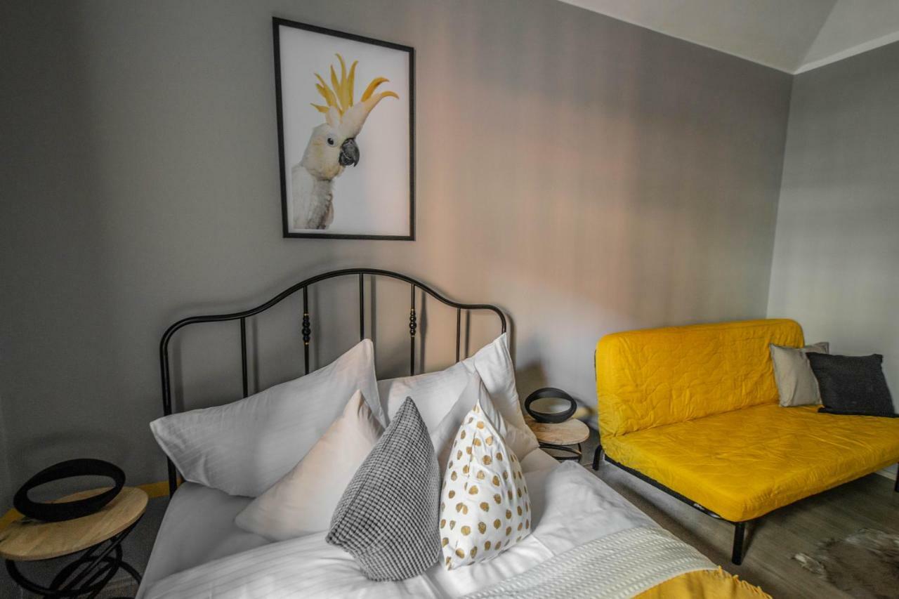 Stylish Apartments Close To Eden Garden Прага Экстерьер фото