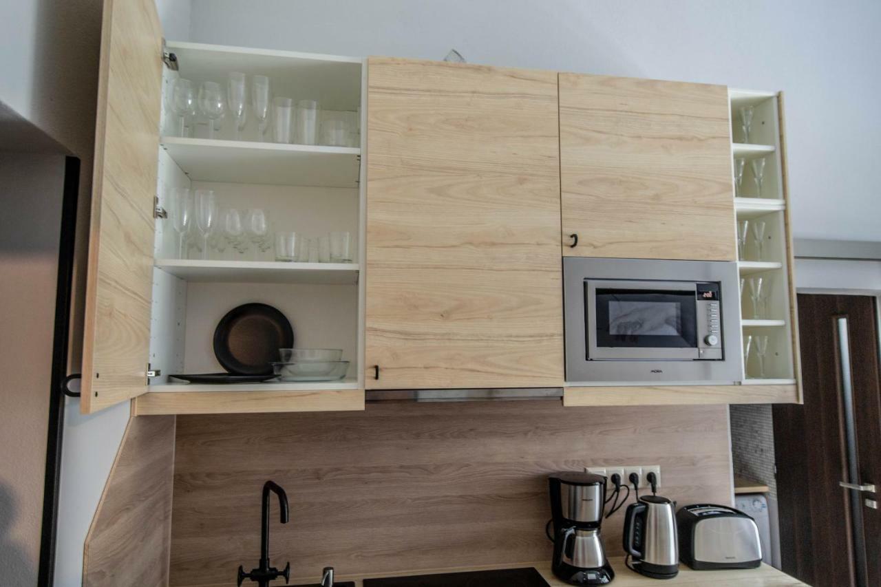 Stylish Apartments Close To Eden Garden Прага Экстерьер фото